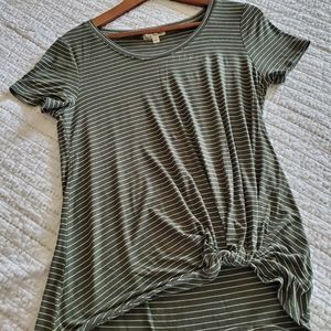 Nine Britton Levie Front Knot Knit Tee - Small